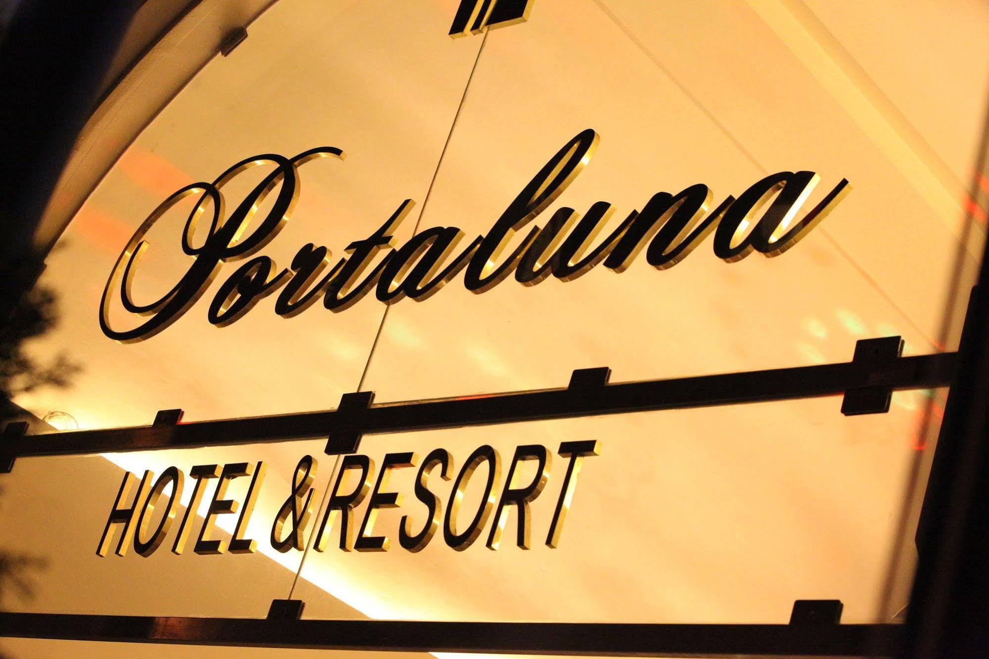 Portaluna Hotel&Resort Joünié Exterior foto